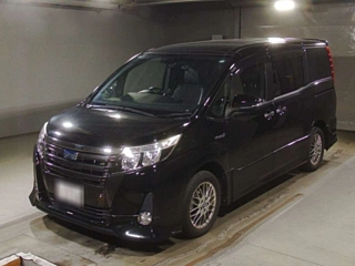 TOYOTA NOAH 2016