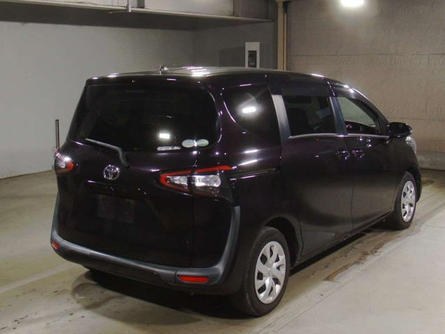 TOYOTA SIENTA 2018