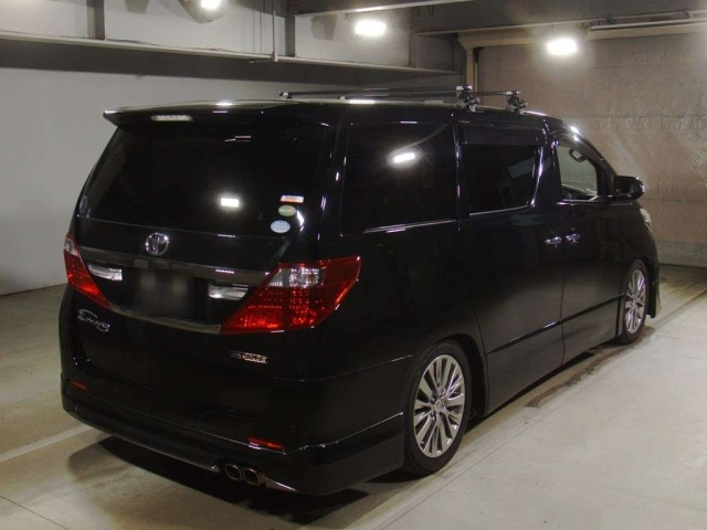 TOYOTA ALPHARD 2015