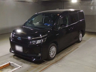 TOYOTA VOXY 2014