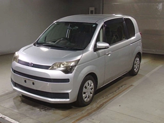 TOYOTA SPADE 2012