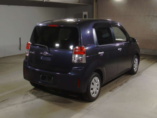 TOYOTA SPADE 2014
