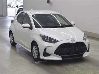 TOYOTA YARIS 2024