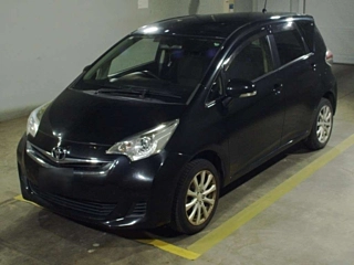 TOYOTA RACTIS 2015
