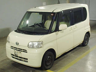 DAIHATSU TANTO 2008