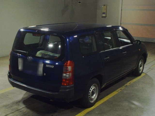 TOYOTA SUCCEED 2013