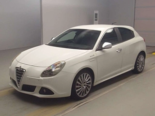 Заказать ALFAROMEO GIULIETTA