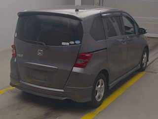 Заказать HONDA FREED