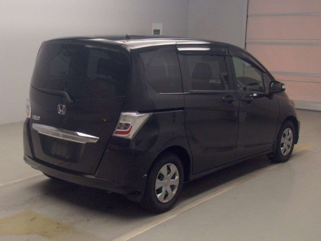 HONDA FREED 2012