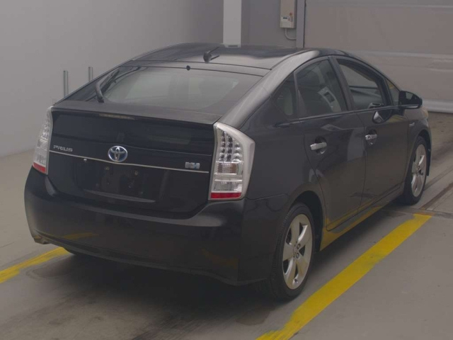 TOYOTA PRIUS 2010