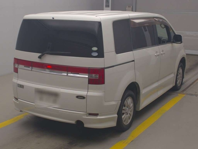 MITSUBISHI DELICA D5 2008