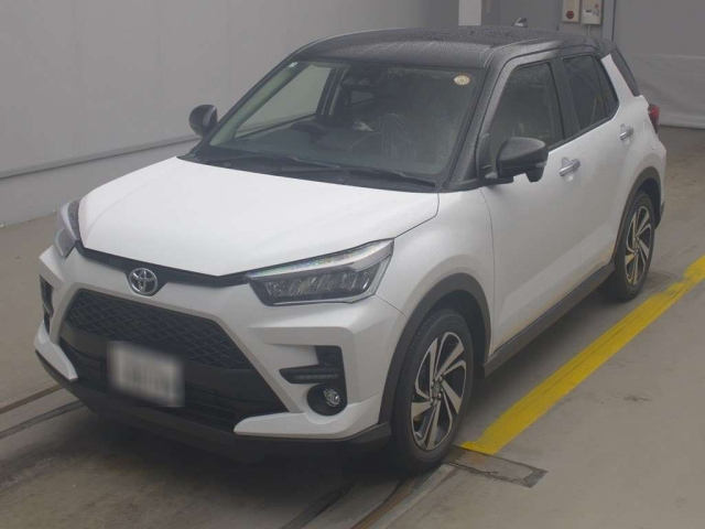 TOYOTA RAIZE 2025