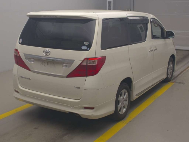 TOYOTA ALPHARD 2009
