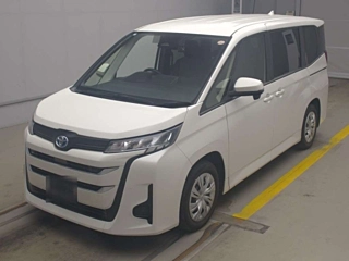 TOYOTA NOAH 2022