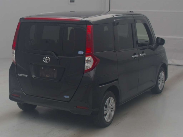TOYOTA ROOMY 2020