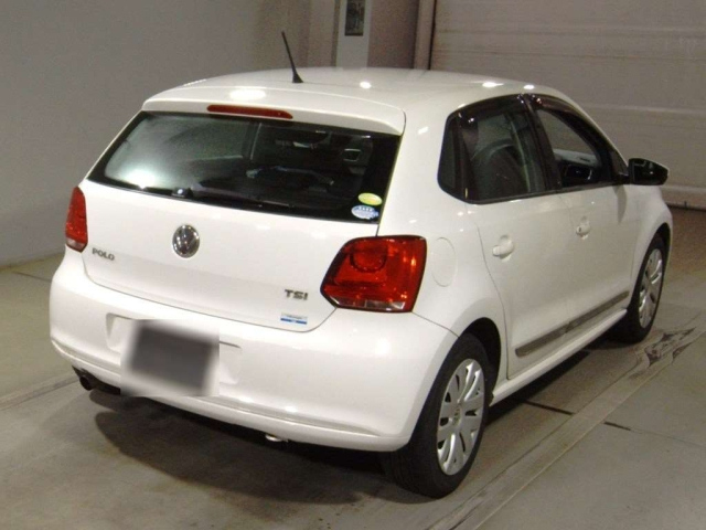 VOLKSWAGEN POLO 2011