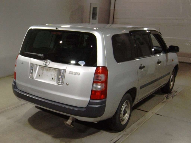 TOYOTA SUCCEED 2013