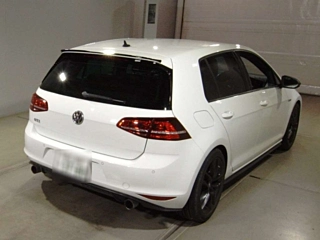 VOLKSWAGEN GOLF 2015
