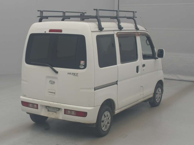 DAIHATSU HIJET VAN 2011