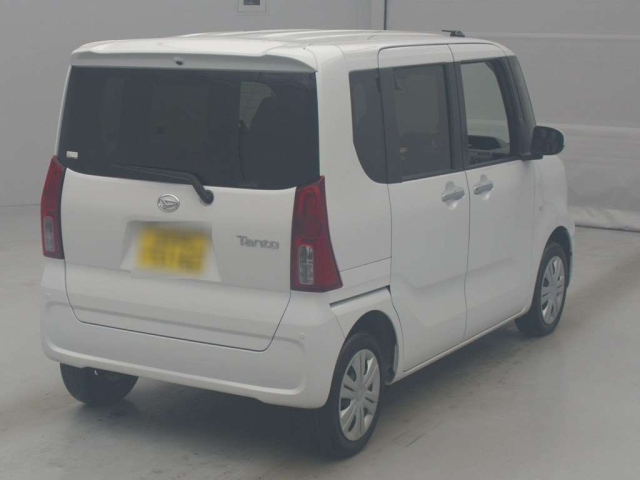 DAIHATSU TANTO 2021