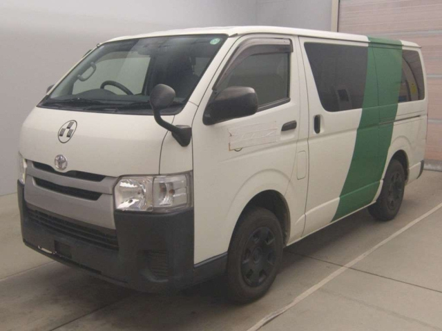 TOYOTA REGIUS ACE VAN 2015