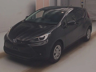 TOYOTA AQUA 2022