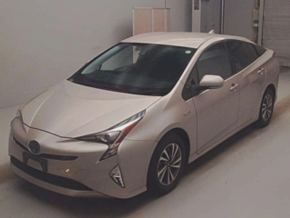 TOYOTA PRIUS 2016
