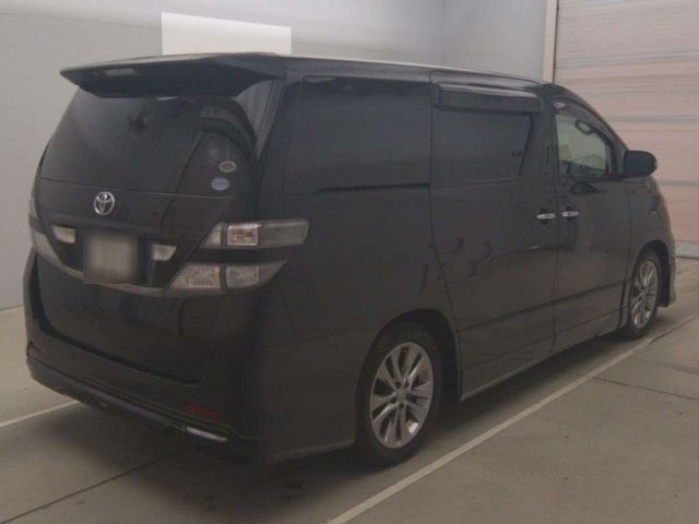 TOYOTA VELLFIRE 2011