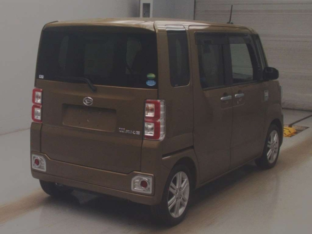 DAIHATSU WAKE 2020