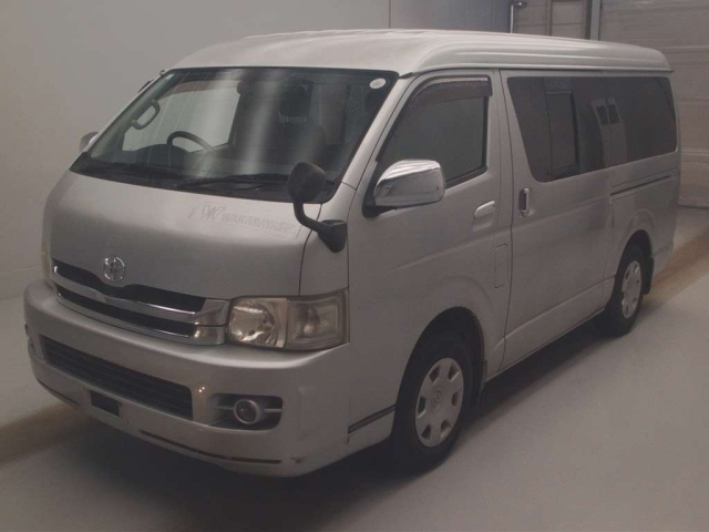 TOYOTA HIACE 2008