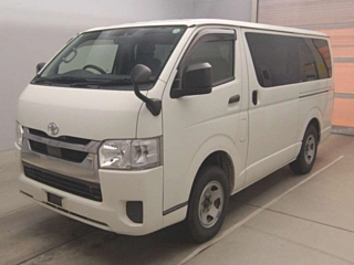TOYOTA HIACE VAN 2020