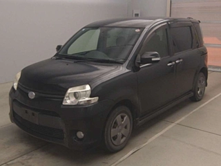 TOYOTA SIENTA 2013