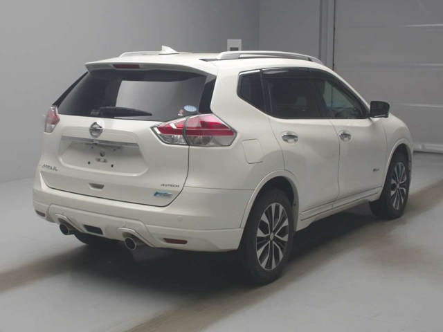 NISSAN X-TRAIL 2016
