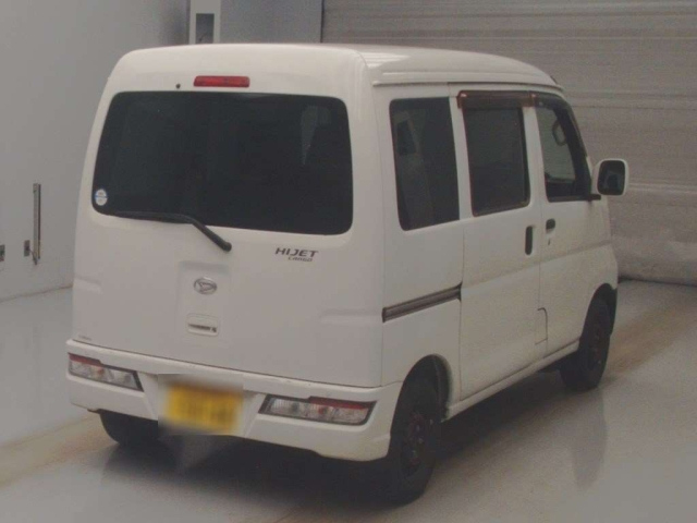 DAIHATSU HIJET VAN 2018
