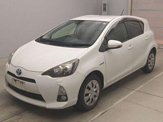 TOYOTA AQUA 2014