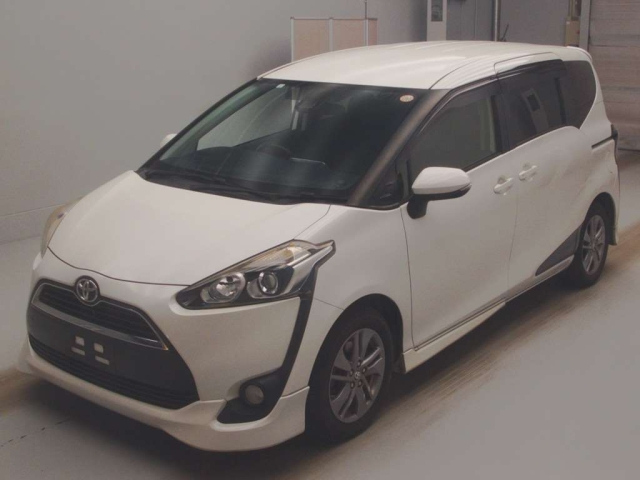 TOYOTA SIENTA 2017