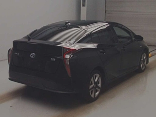 TOYOTA PRIUS 2016