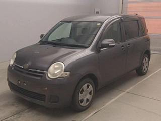 TOYOTA SIENTA 2010