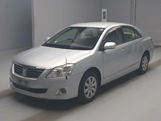 TOYOTA PREMIO 2011