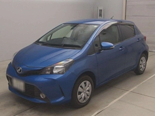 TOYOTA VITZ 2015