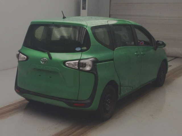 TOYOTA SIENTA 2018