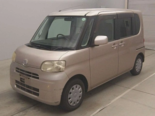 DAIHATSU TANTO 2009