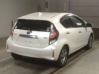 TOYOTA AQUA 2020
