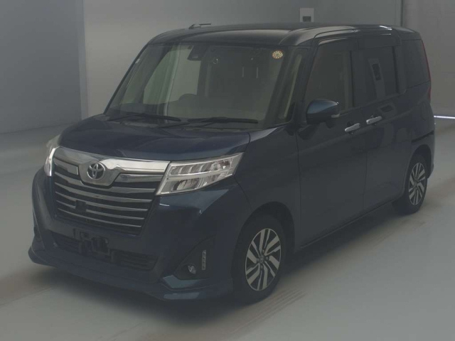 TOYOTA ROOMY 2018