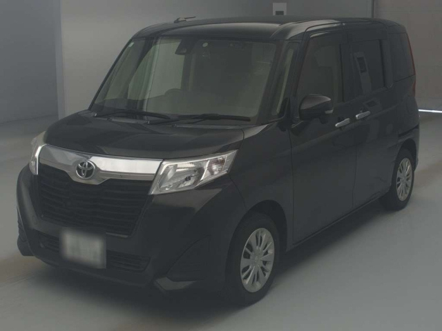 TOYOTA ROOMY 2017