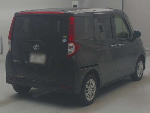 TOYOTA ROOMY 2017