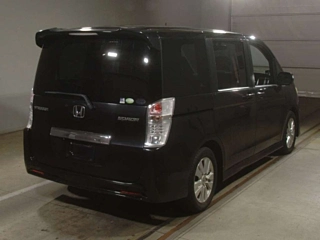 HONDA STEP WAGON 2010