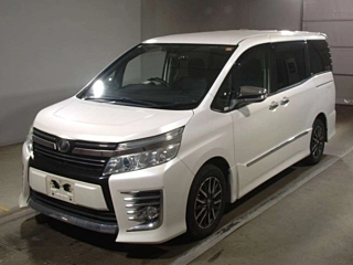 TOYOTA VOXY 2015