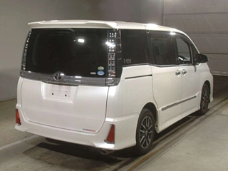 TOYOTA VOXY 2015