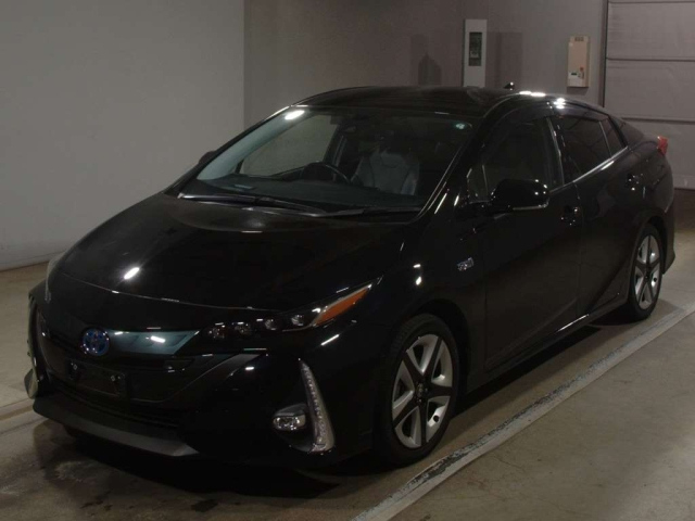 TOYOTA PRIUS PHV 2017